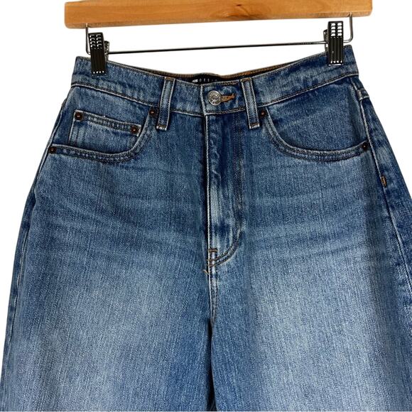 ASOS Jeans Womens 26 Distressed Blue Tapered High Rise 90s Grunge Streetwear - Picture 2 of 5